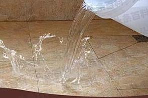市南漏水维修 免砸砖防水材料该如何施工